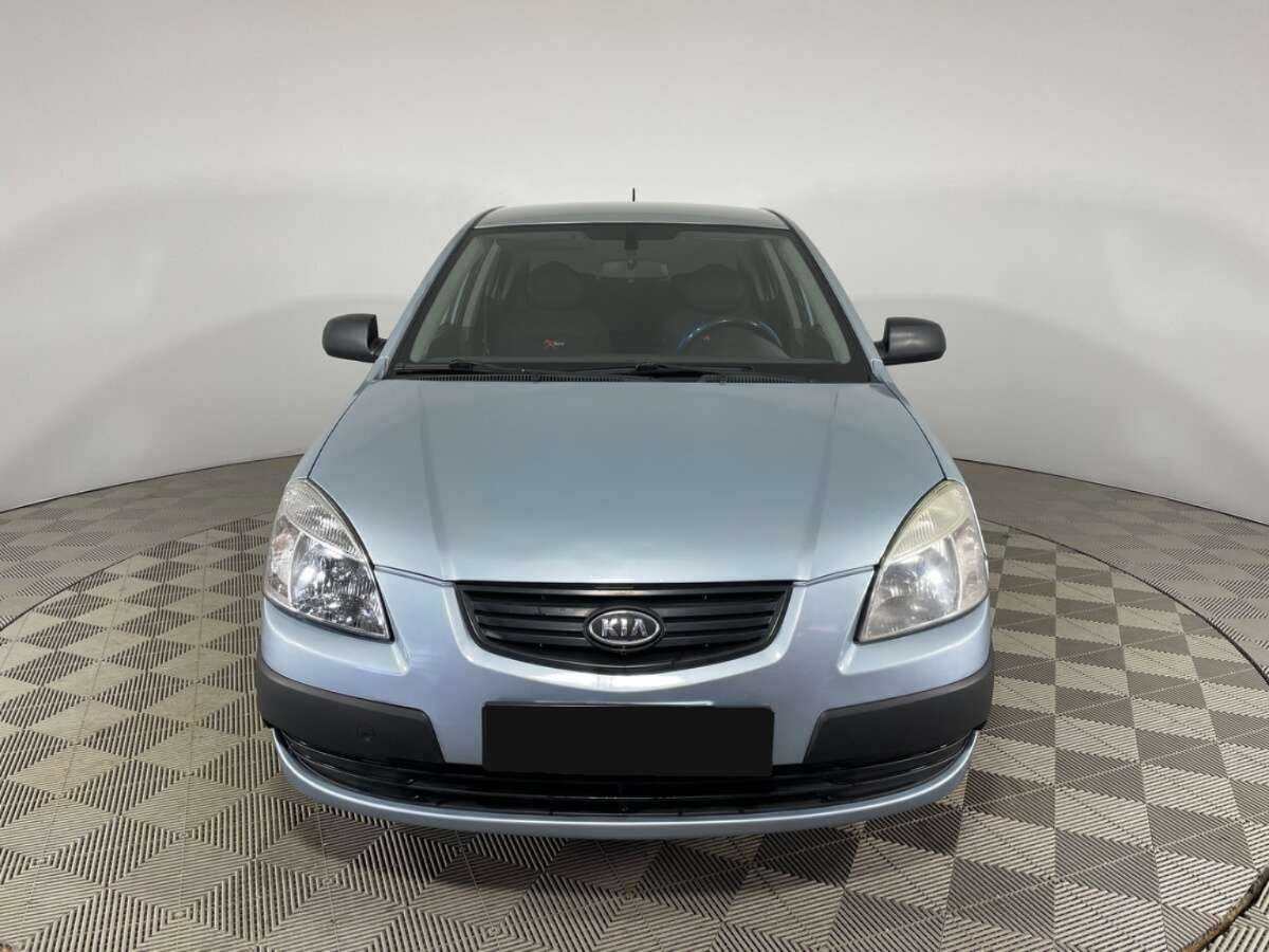 Kia Rio с пробегом — 2007 год. Фото: #1