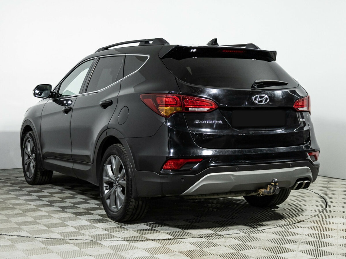 Hyundai Santa Fe с пробегом — 2017 год. Фото: #5