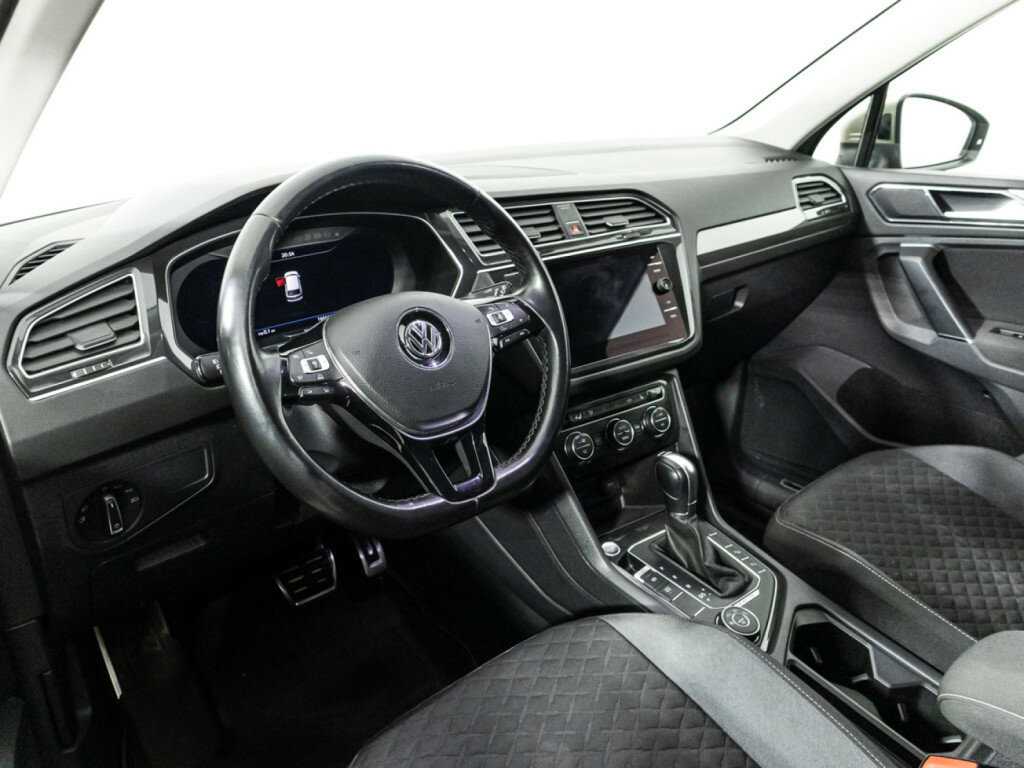 Volkswagen Tiguan с пробегом — 2018 год. Фото: #10