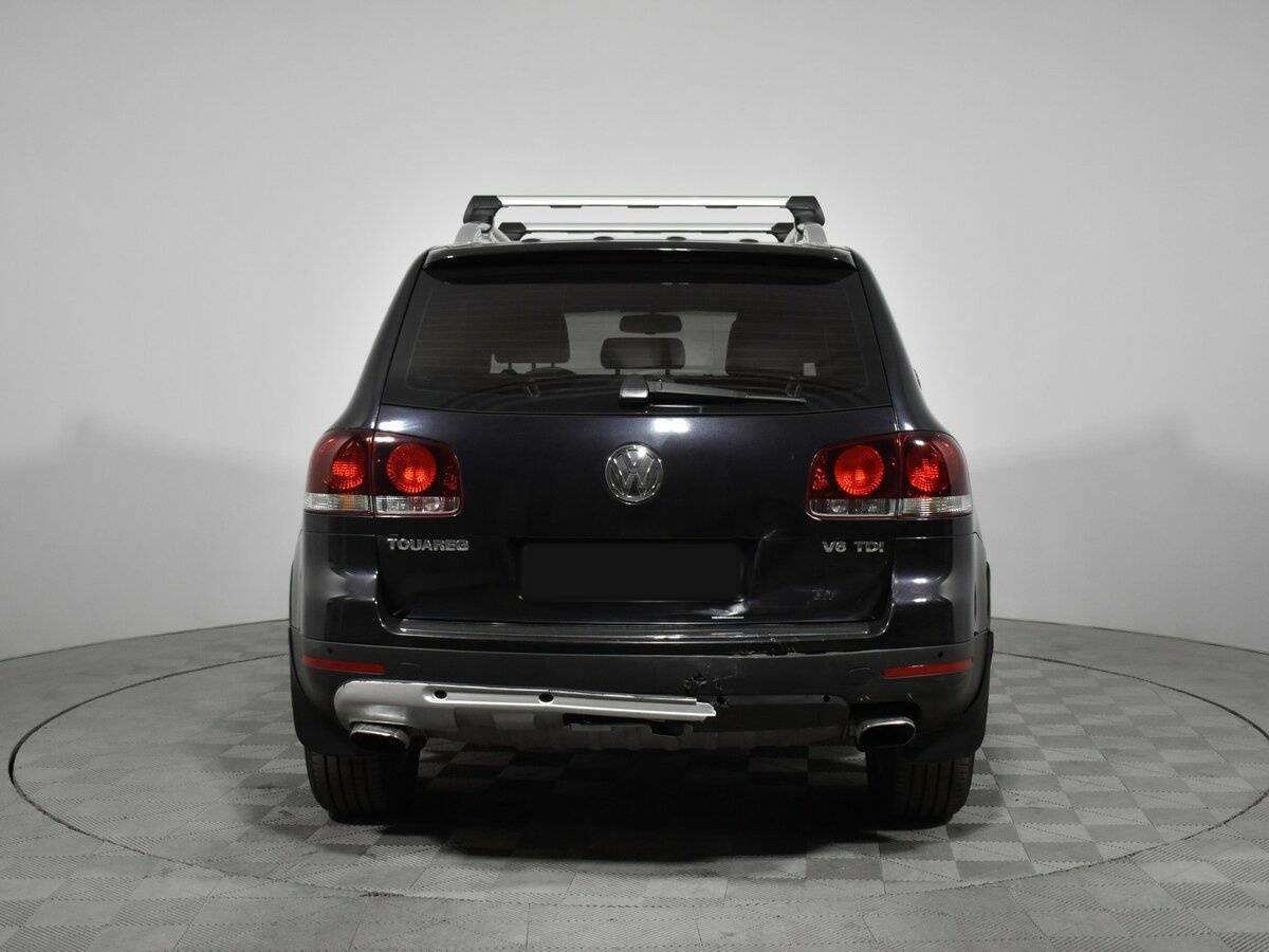Volkswagen Touareg с пробегом — 2008 год. Фото: #5