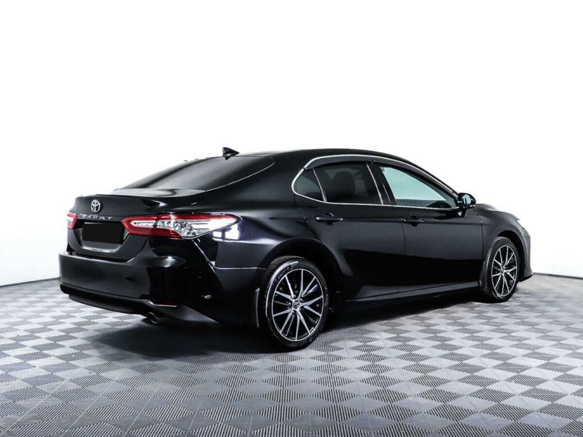 Toyota Camry с пробегом — 2021 год. Фото: #4
