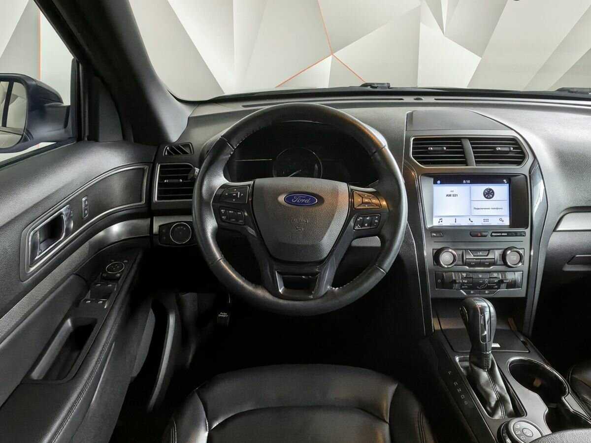 Ford Explorer с пробегом — 2019 год. Фото: #14