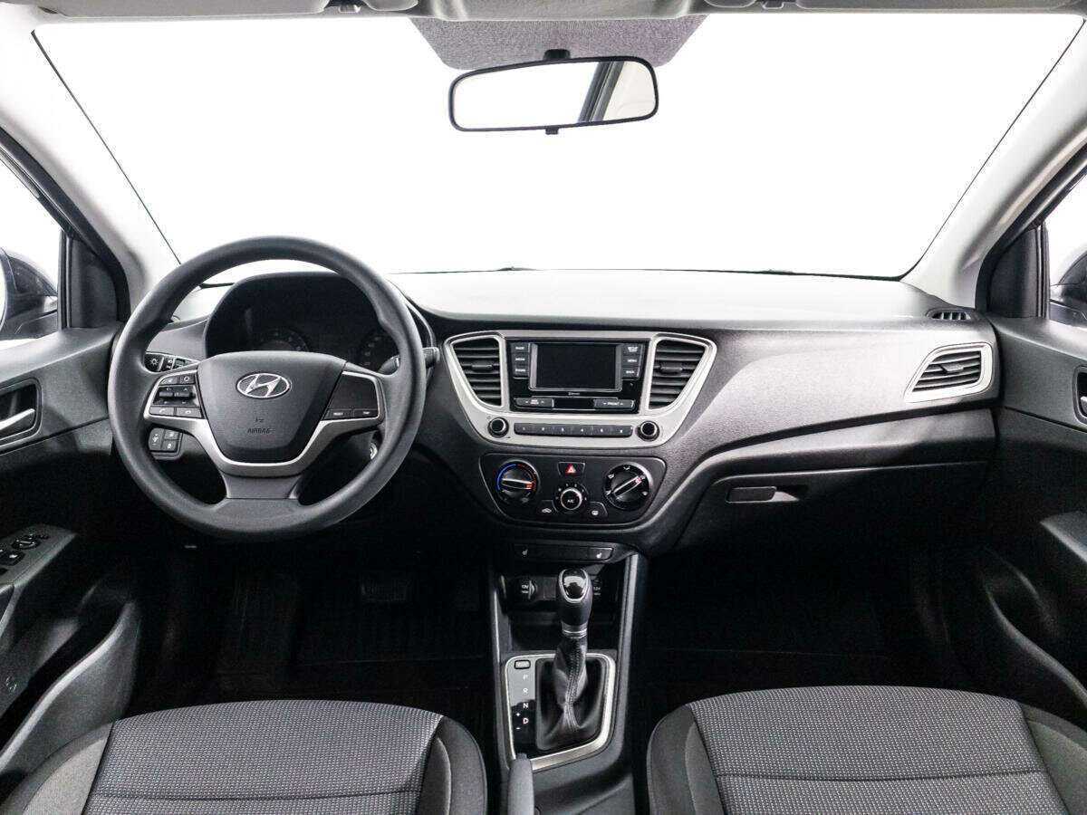 Hyundai Solaris с пробегом — 2021 год. Фото: #12