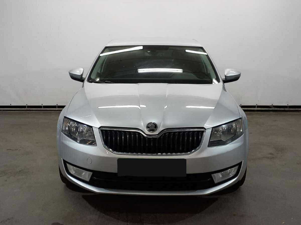 Skoda Octavia с пробегом — 2015 год. Фото: #1