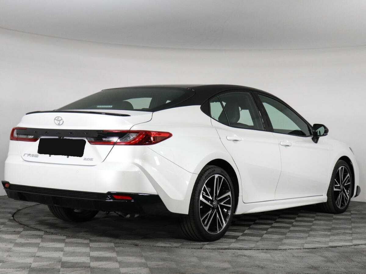 Toyota Camry с пробегом — 2024 год. Фото: #4
