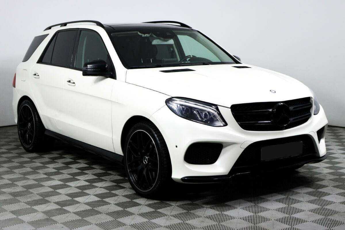 Mercedes-Benz GLE AMG с пробегом — 2017 год. Фото: #2