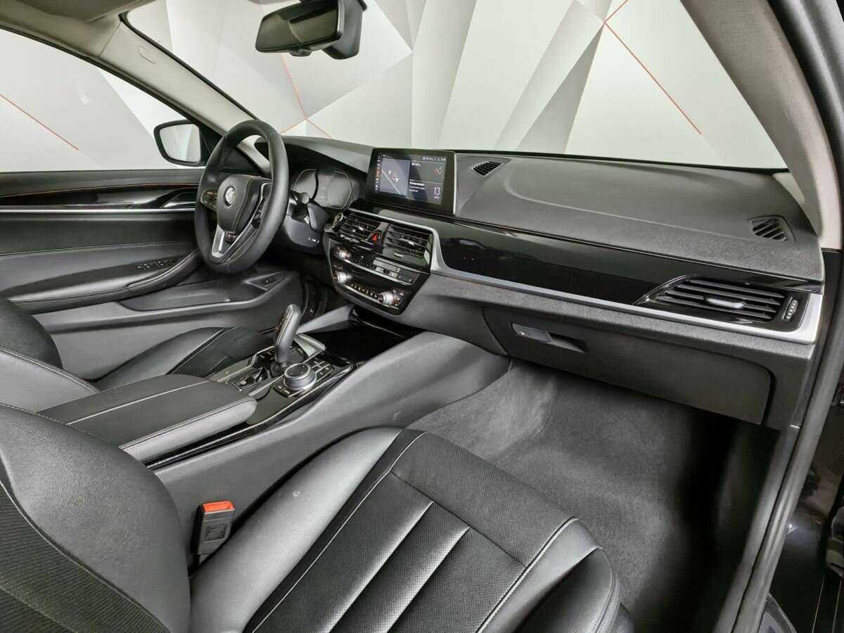 BMW 5 серии с пробегом — 2020 год. Фото: #8
