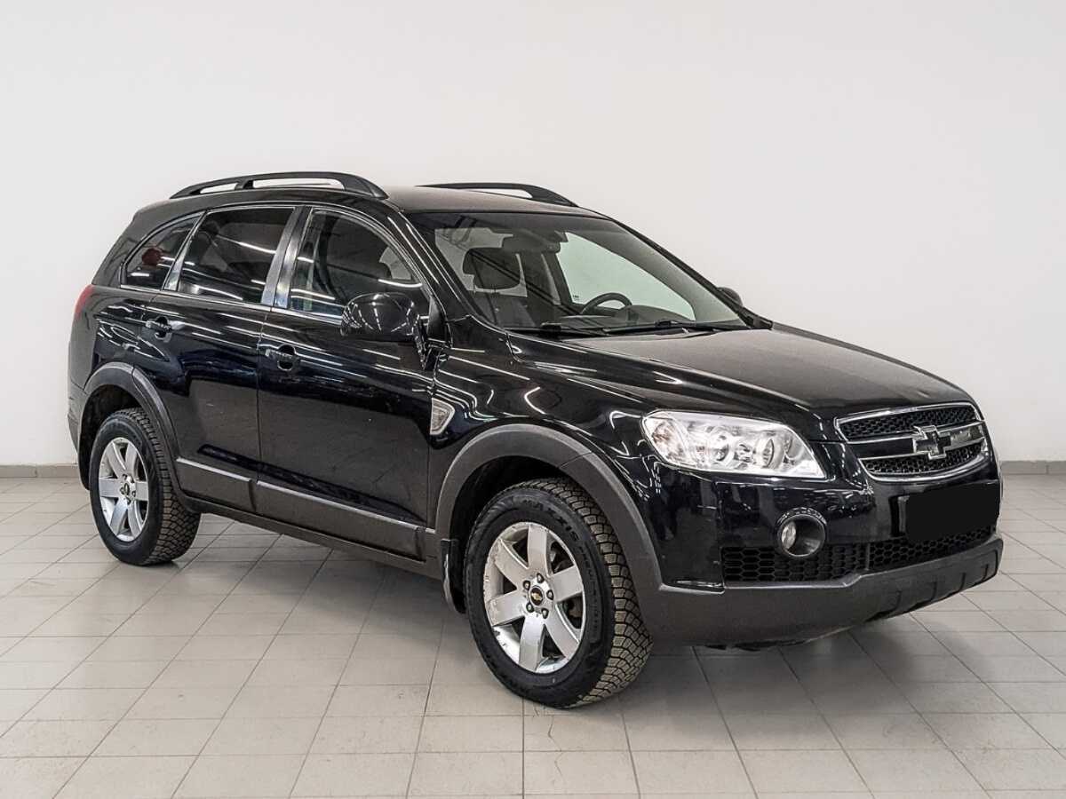 Chevrolet Captiva с пробегом — 2010 год. Фото: #2