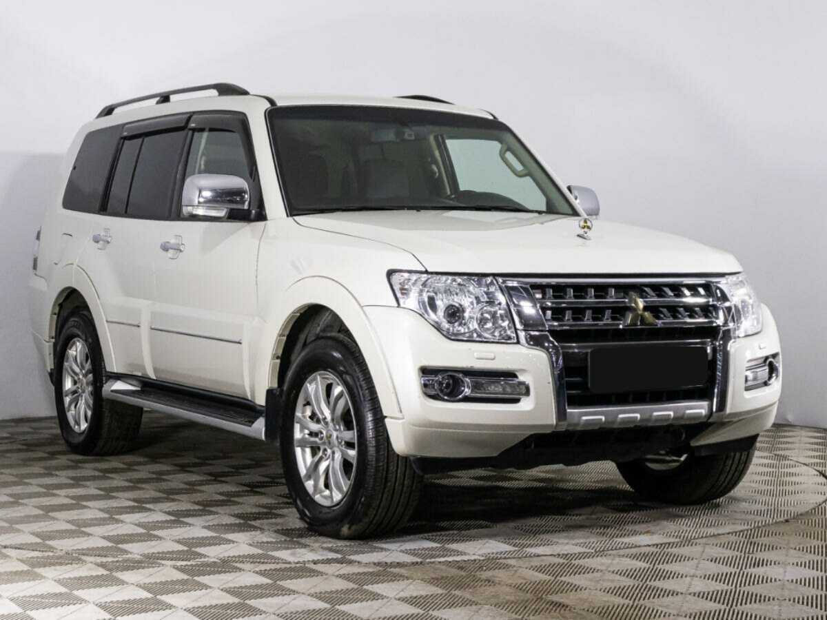 Mitsubishi Pajero с пробегом — 2019 год. Фото: #2