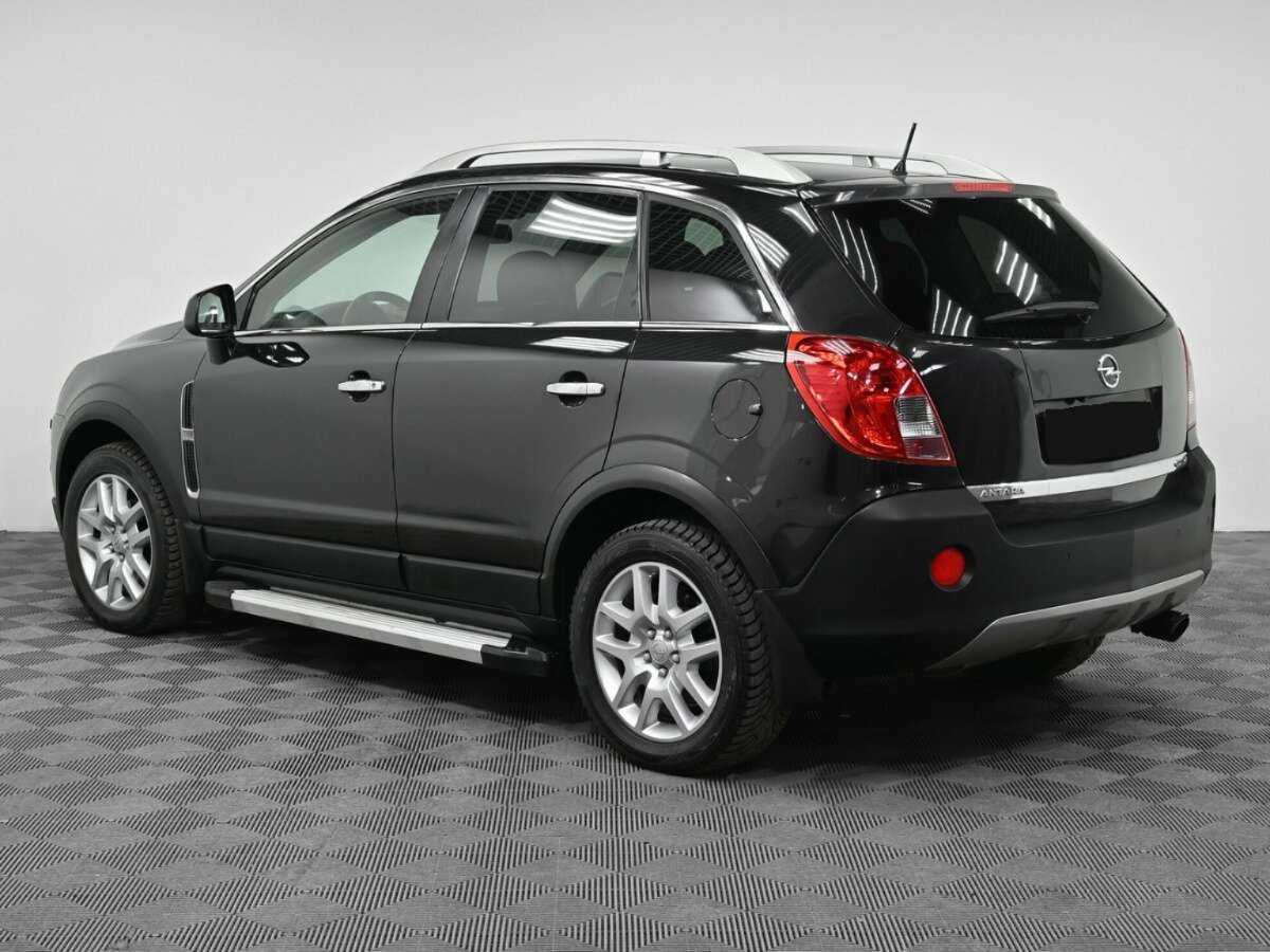 Opel Antara с пробегом — 2012 год. Фото: #3