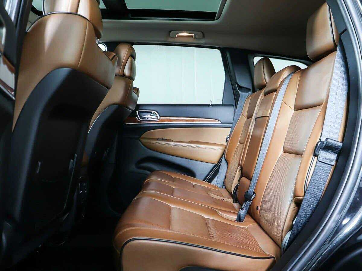 Jeep Grand Cherokee с пробегом — 2012 год. Фото: #12