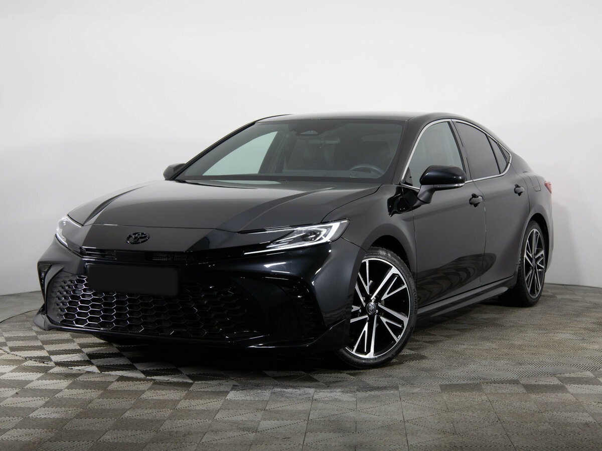Toyota Camry с пробегом — 2024 год. Посмотреть фото