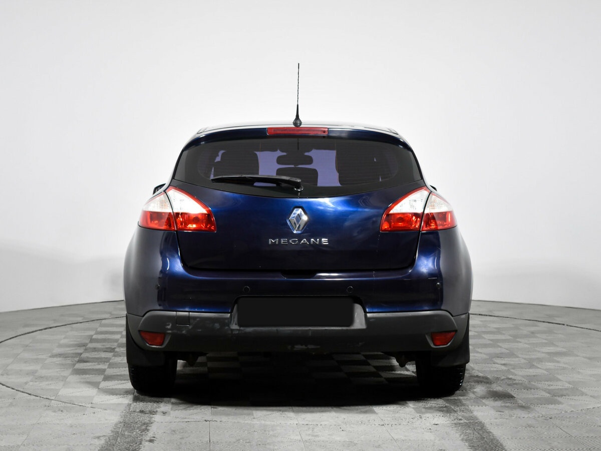 Renault Megane с пробегом — 2010 год. Фото: #5