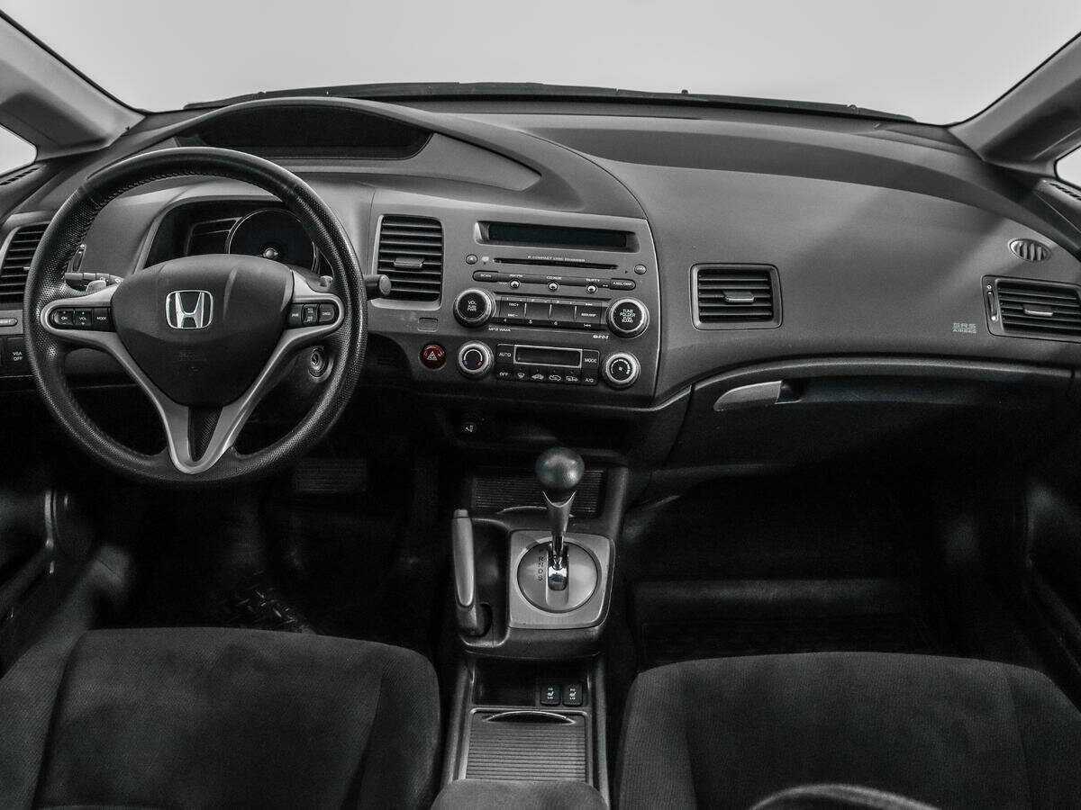 Honda Civic с пробегом — 2008 год. Фото: #9