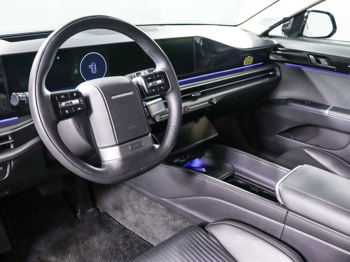 Hyundai Grandeur с пробегом — 2022 год. Фото: #10