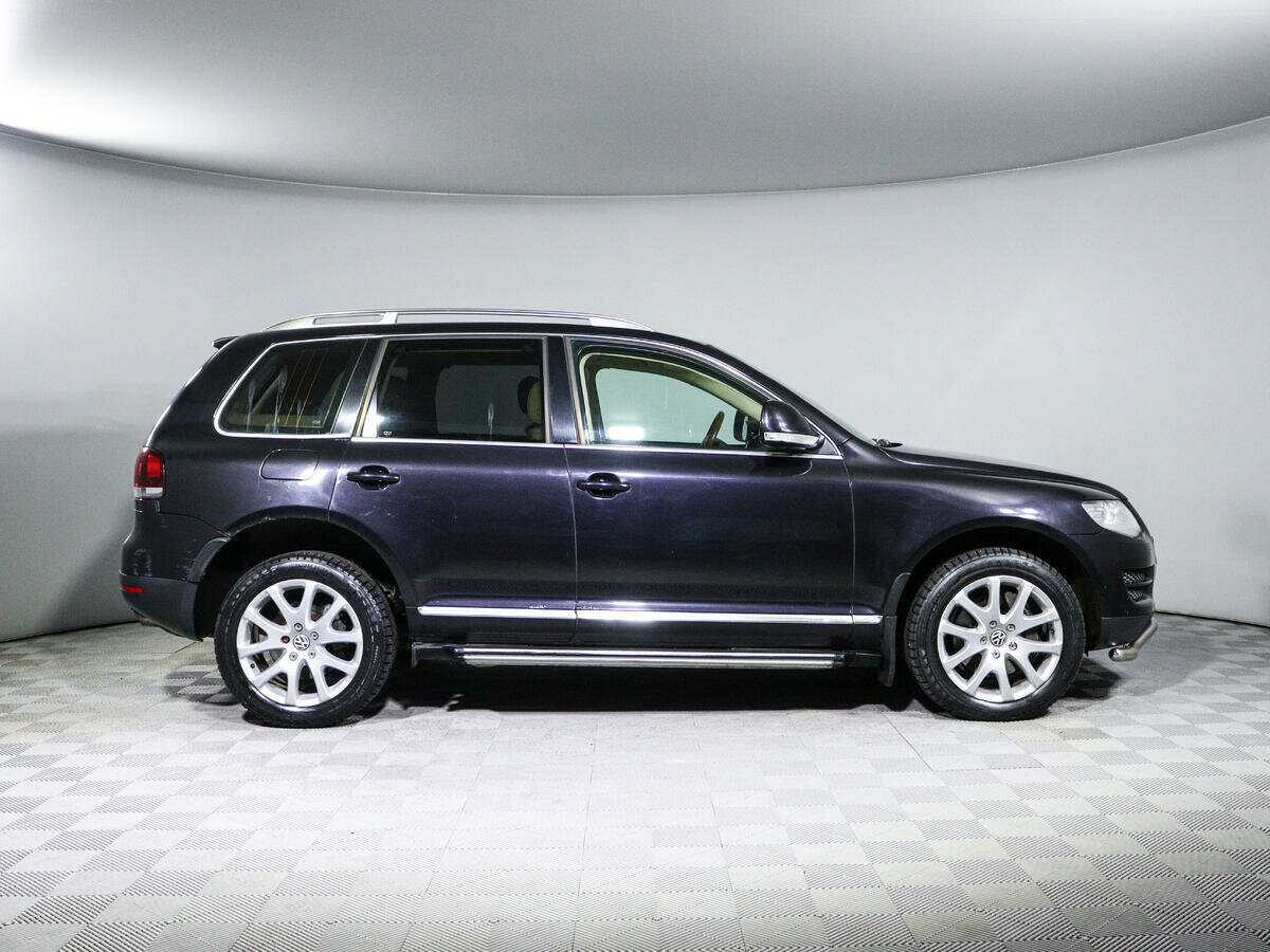 Volkswagen Touareg с пробегом — 2008 год. Фото: #3