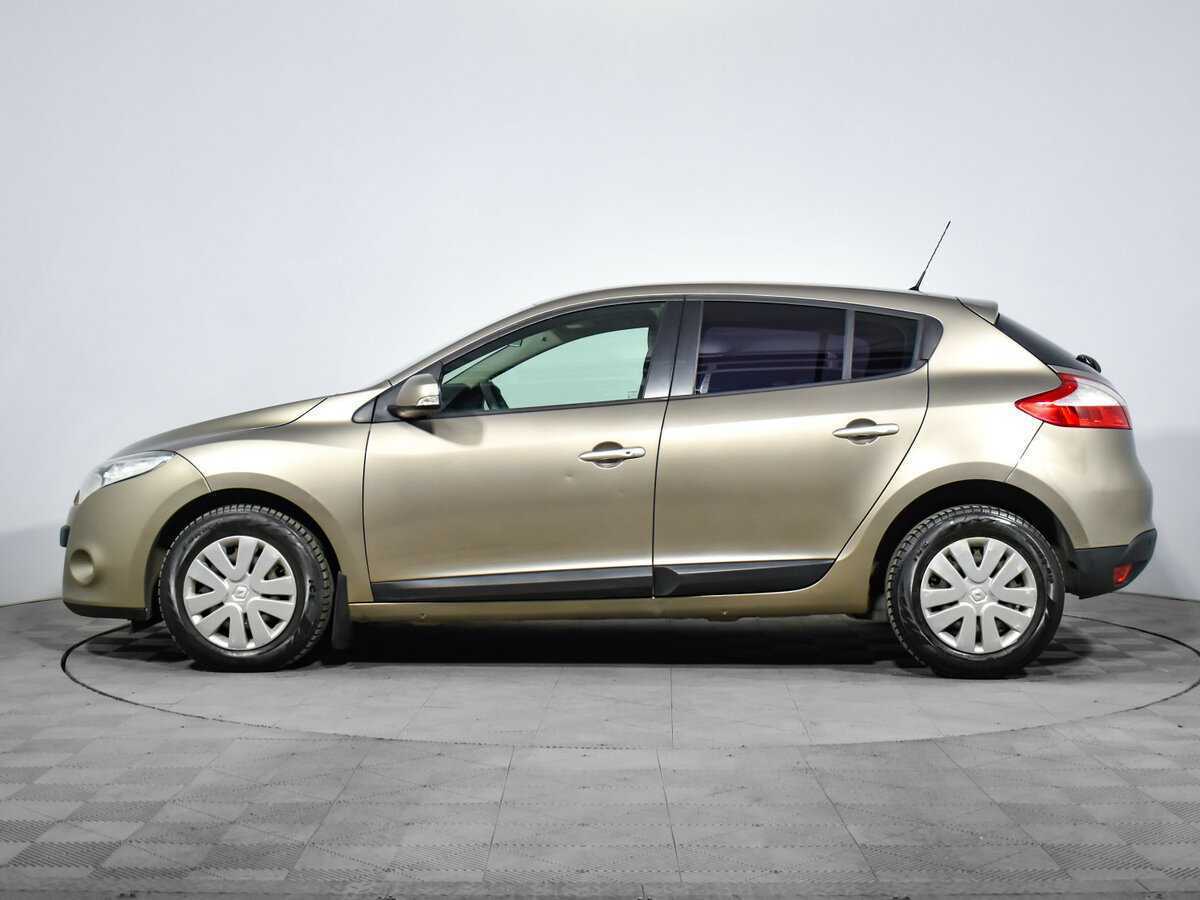 Renault Megane с пробегом — 2011 год. Фото: #7