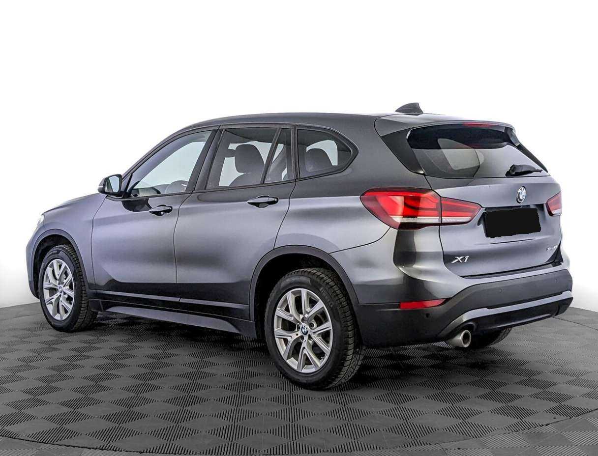 BMW X1 с пробегом — 2021 год. Фото: #6