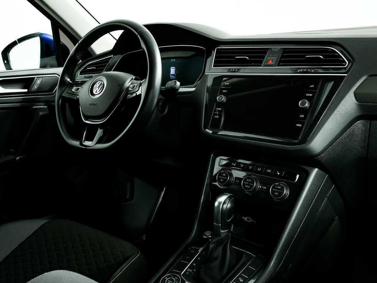 Volkswagen Tiguan с пробегом — 2018 год. Фото: #8