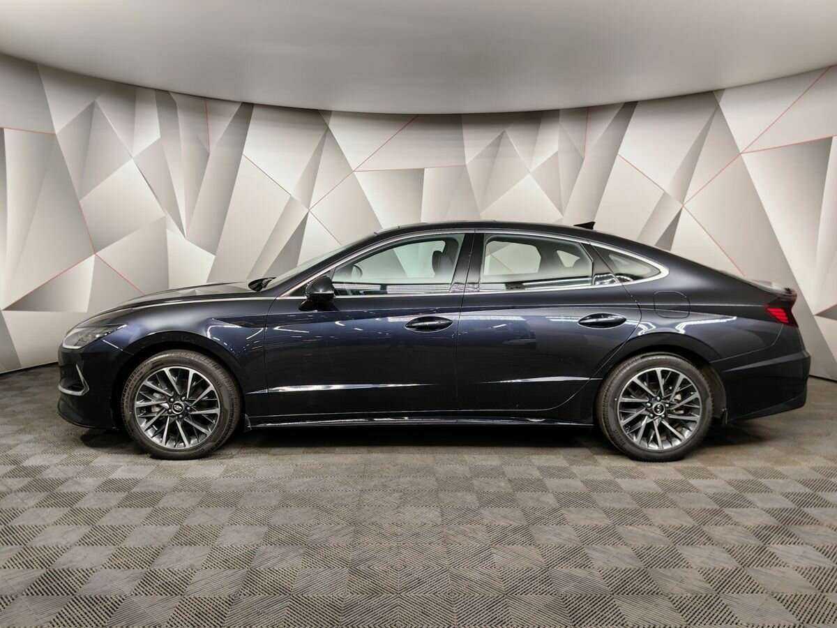 Hyundai Sonata с пробегом — 2022 год. Фото: #4