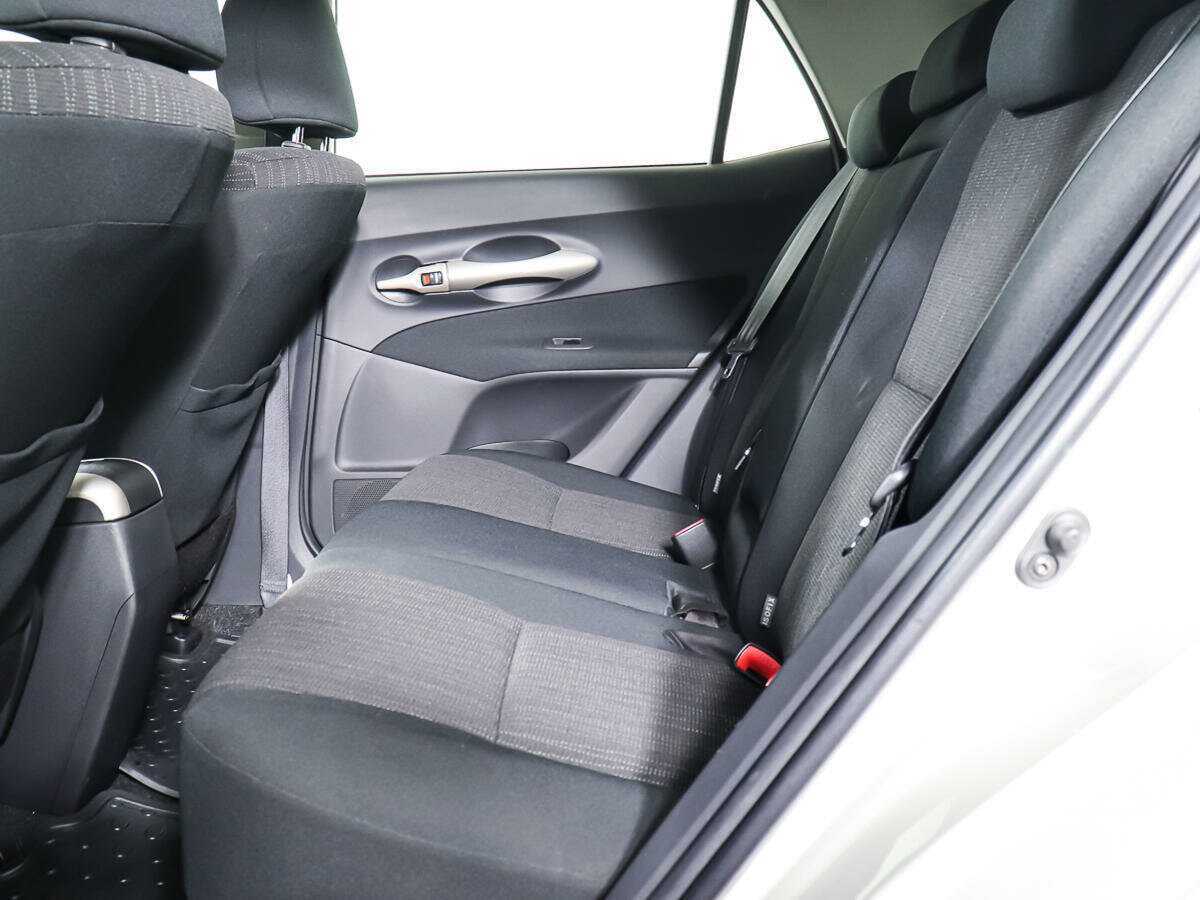 Toyota Auris с пробегом — 2007 год. Фото: #9