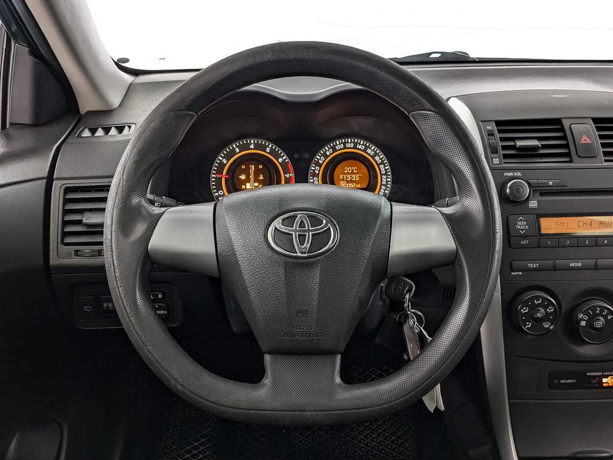 Toyota Corolla с пробегом — 2010 год. Фото: #16