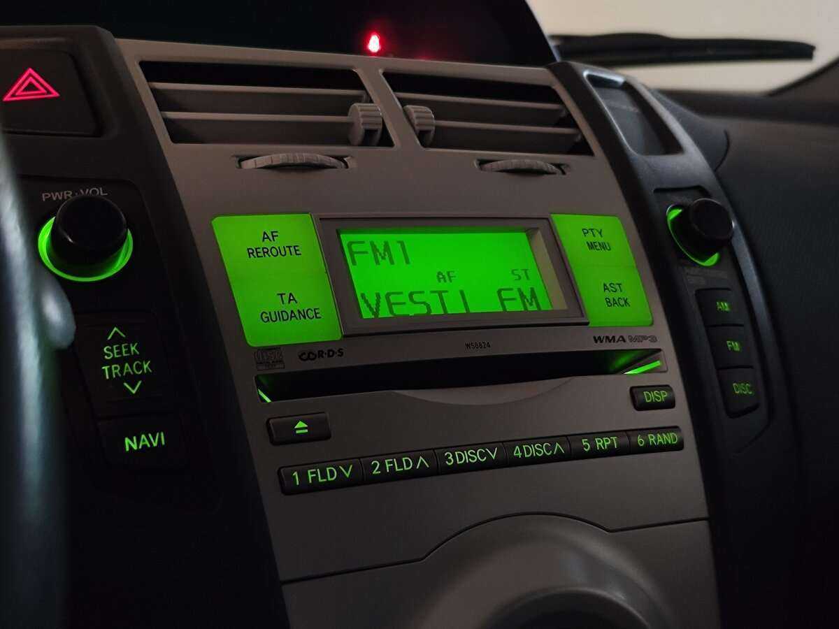 Toyota Yaris с пробегом — 2008 год. Фото: #15