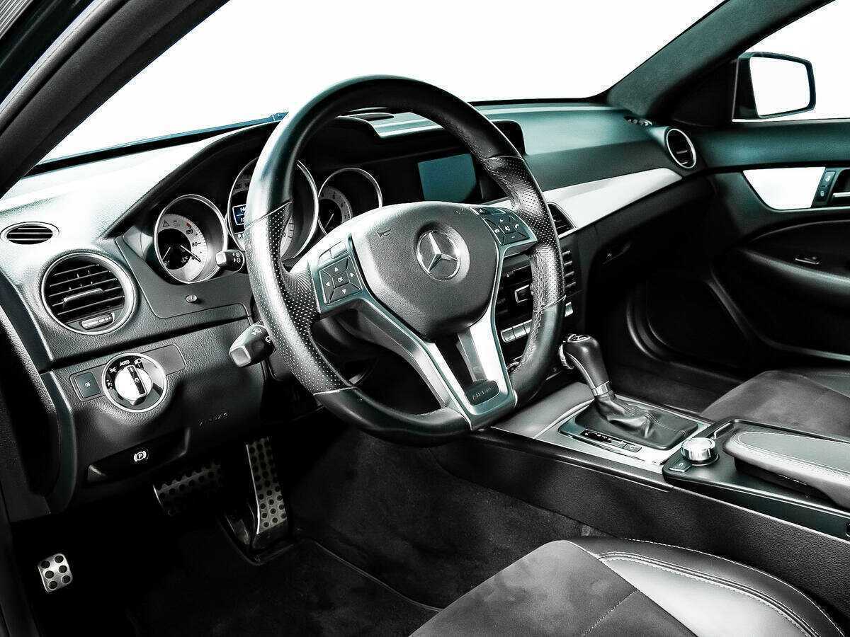 Mercedes-Benz C-Класс с пробегом — 2012 год. Фото: #12