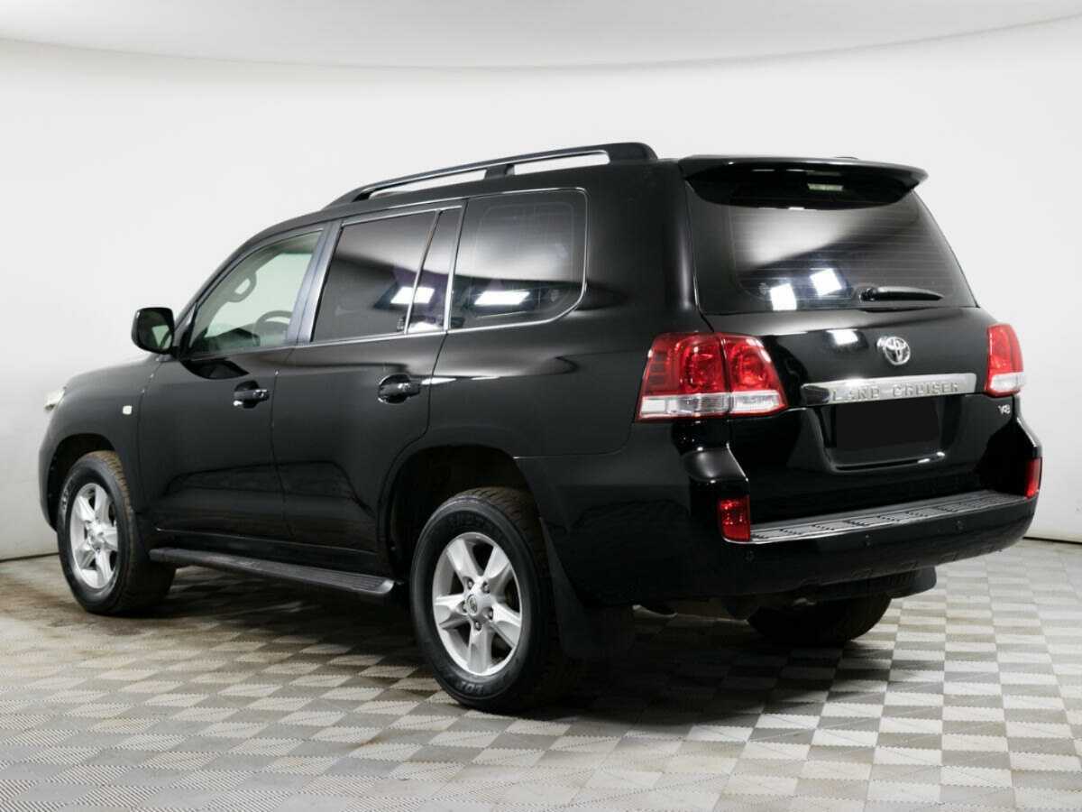 Toyota Land Cruiser с пробегом — 2010 год. Фото: #6