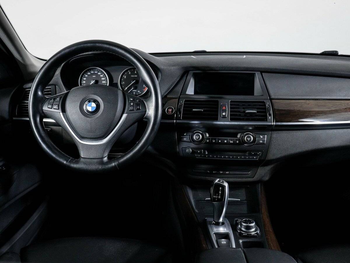 BMW X5 с пробегом — 2013 год. Фото: #11