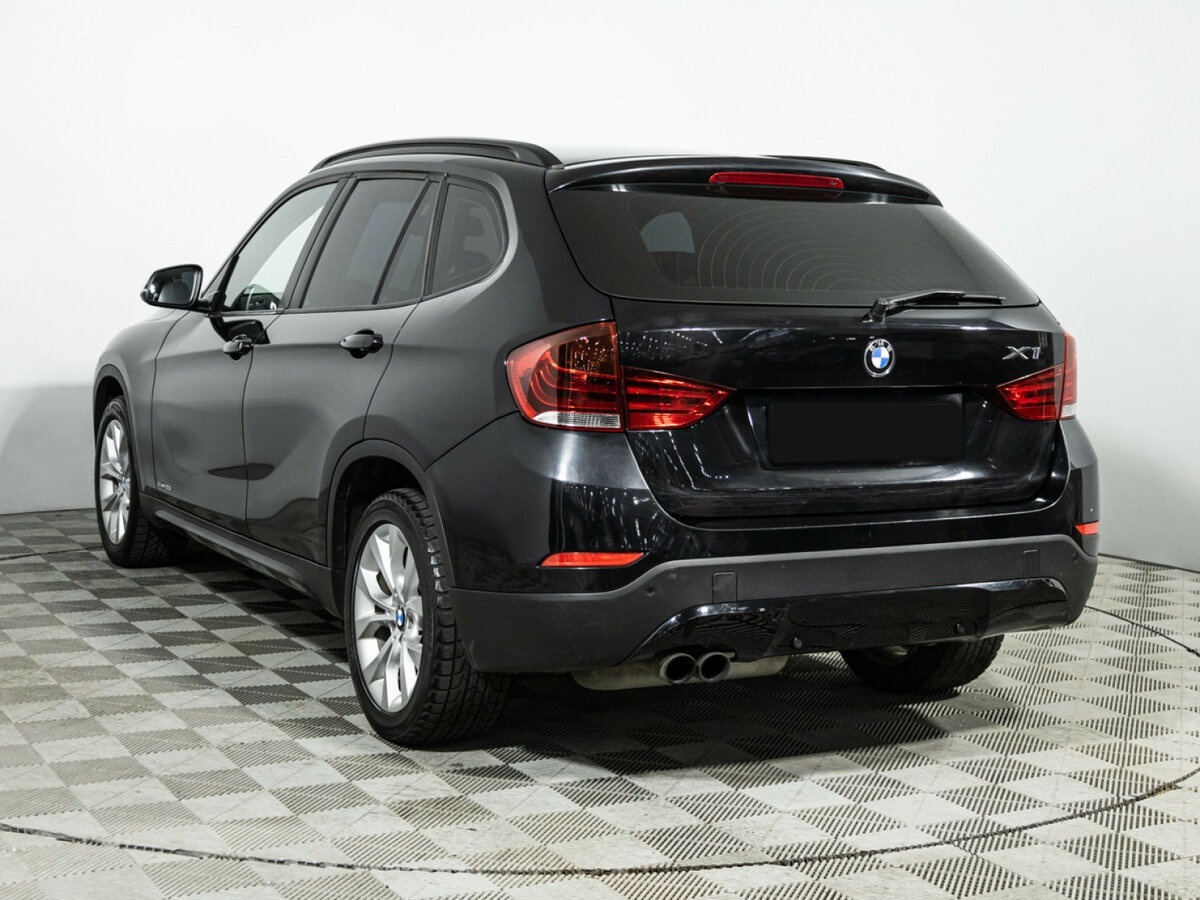 BMW X1 с пробегом — 2013 год. Фото: #6