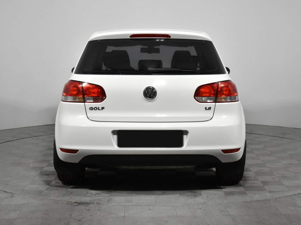 Volkswagen Golf с пробегом — 2010 год. Фото: #5