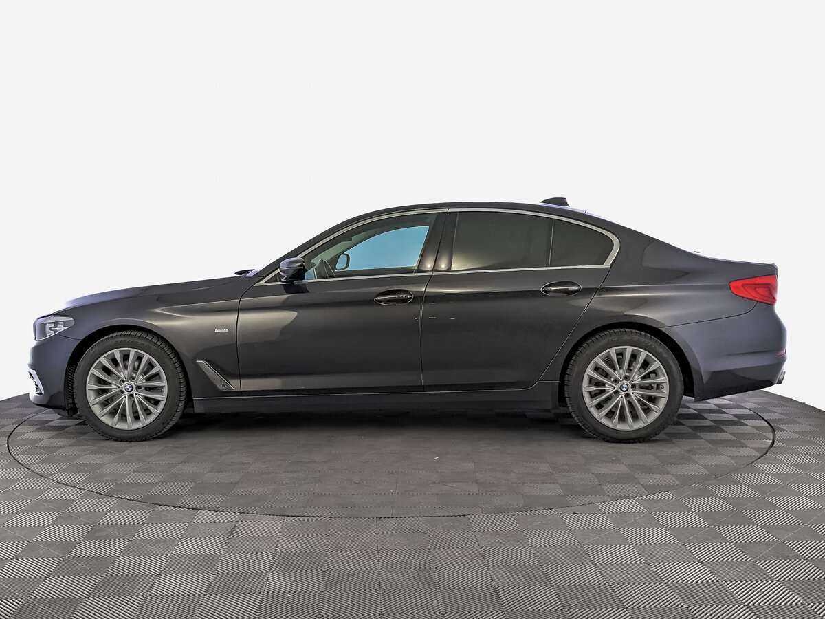 BMW 5 серии с пробегом — 2017 год. Фото: #7