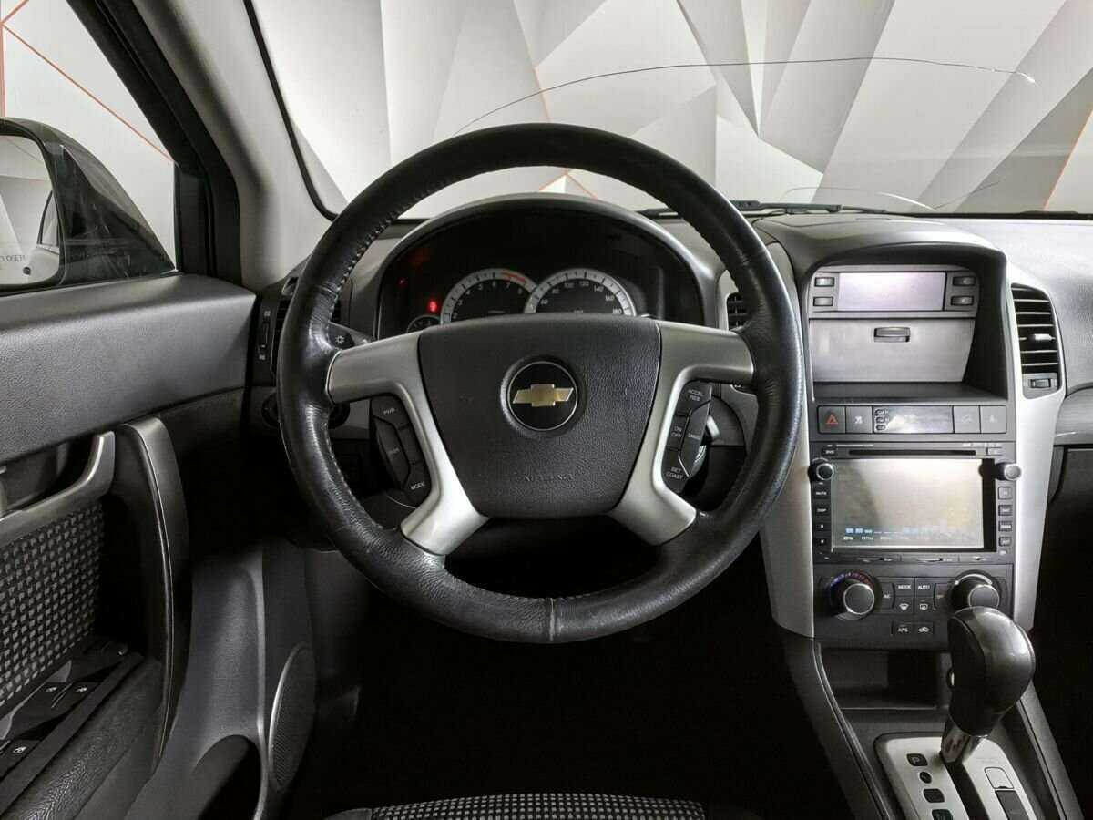 Chevrolet Captiva с пробегом — 2008 год. Фото: #13