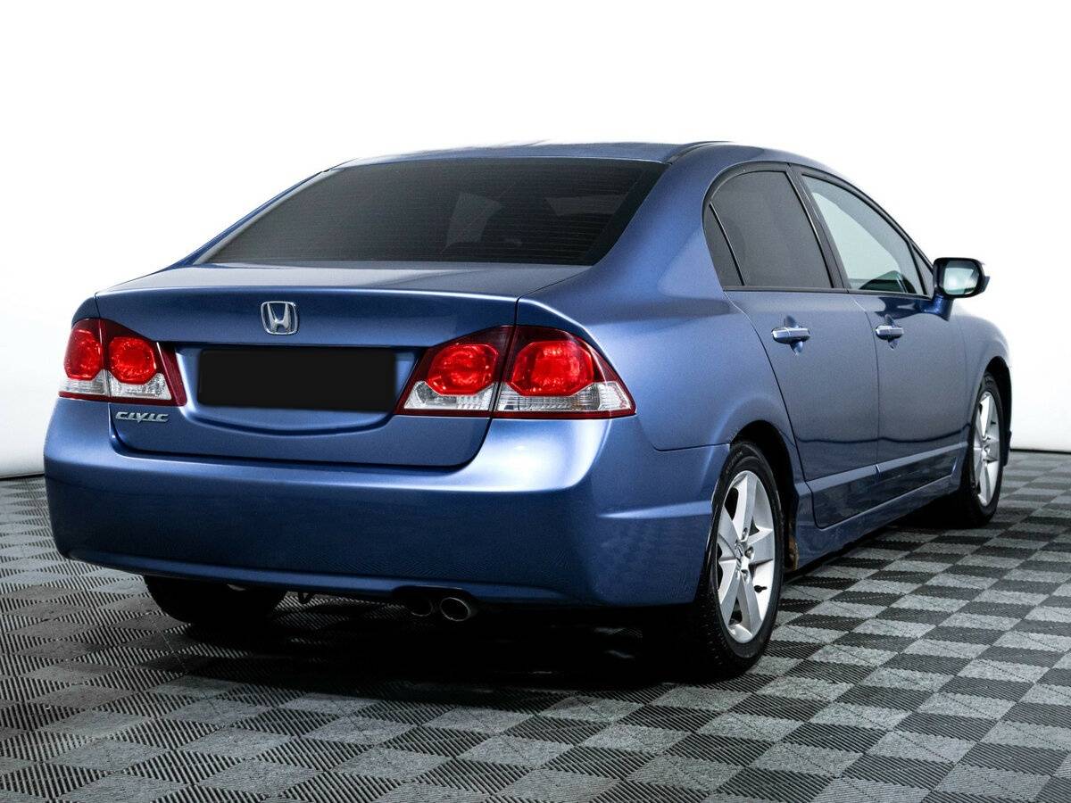Honda Civic с пробегом — 2009 год. Фото: #4