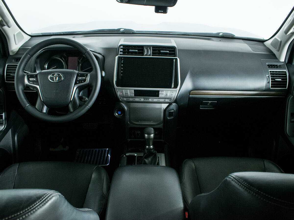 Toyota Land Cruiser Prado с пробегом — 2019 год. Фото: #11