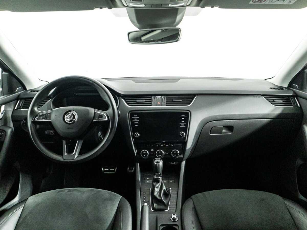 Skoda Octavia с пробегом — 2020 год. Фото: #12