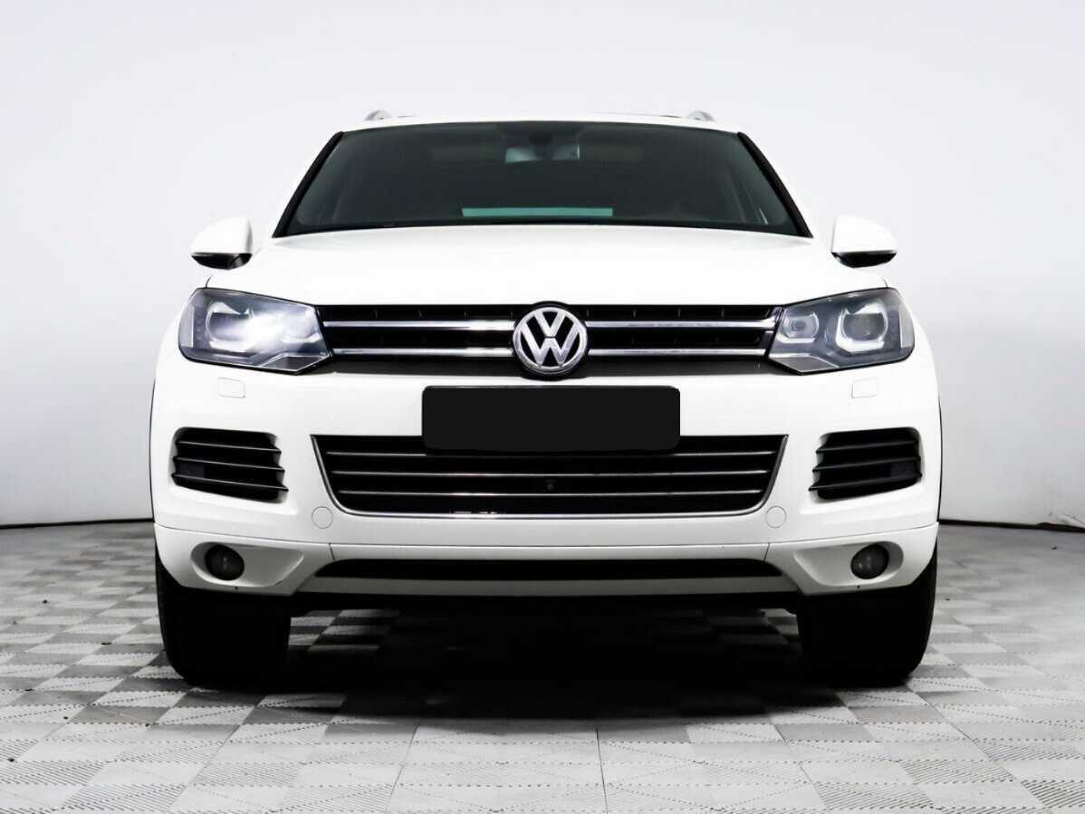 Volkswagen Touareg с пробегом — 2011 год. Фото: #1