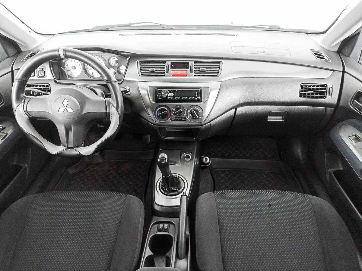 Mitsubishi Lancer с пробегом — 2007 год. Фото: #11