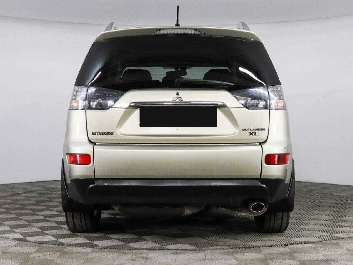 Mitsubishi Outlander с пробегом — 2008 год. Фото: #5