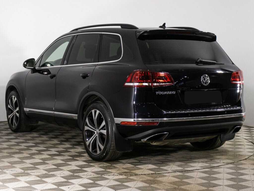 Volkswagen Touareg с пробегом — 2017 год. Фото: #6