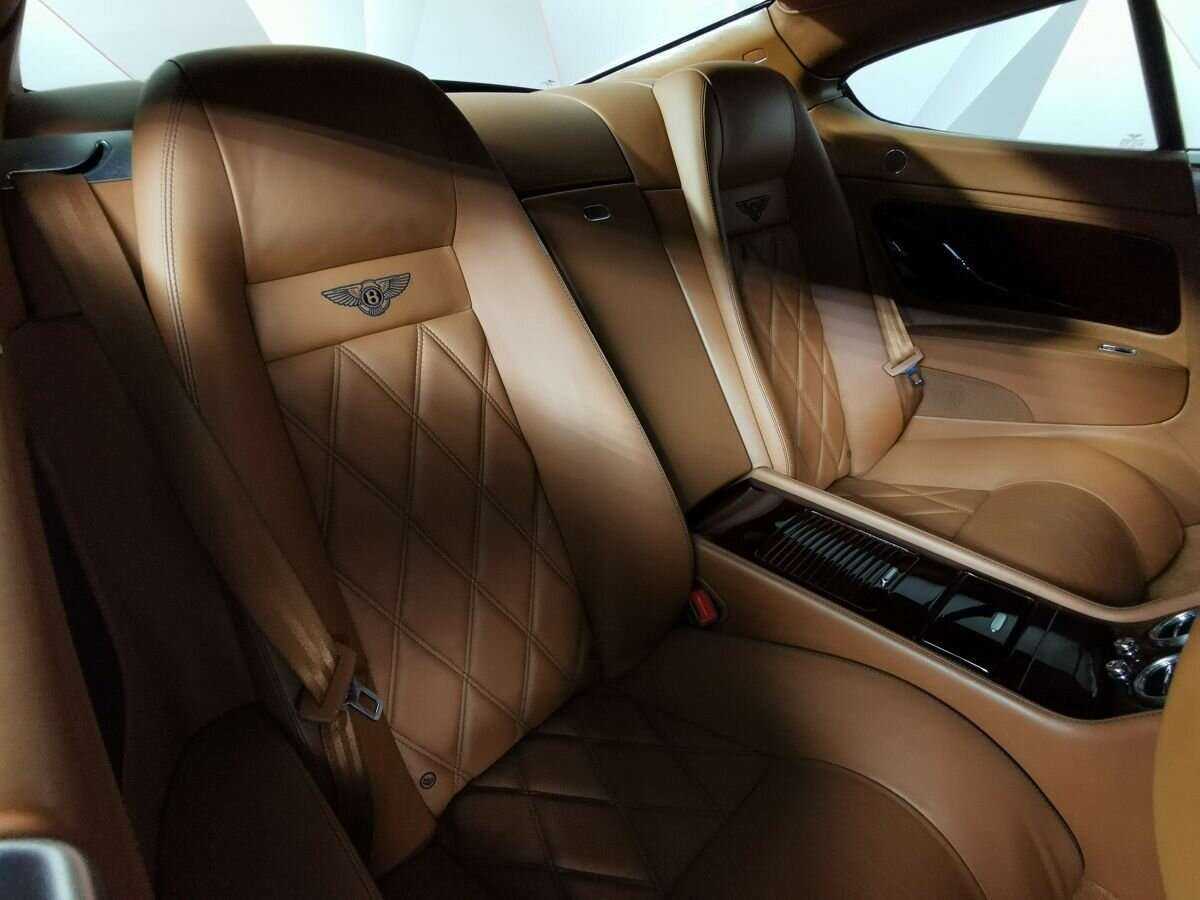 Bentley Continental GT с пробегом — 2005 год. Фото: #11