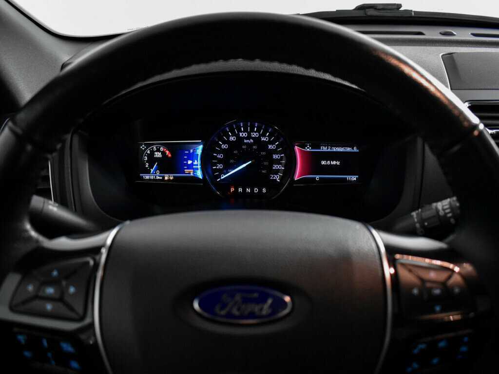 Ford Explorer с пробегом — 2019 год. Фото: #18