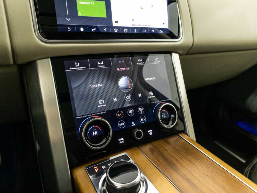 Land Rover Range Rover с пробегом — 2018 год. Фото: #19