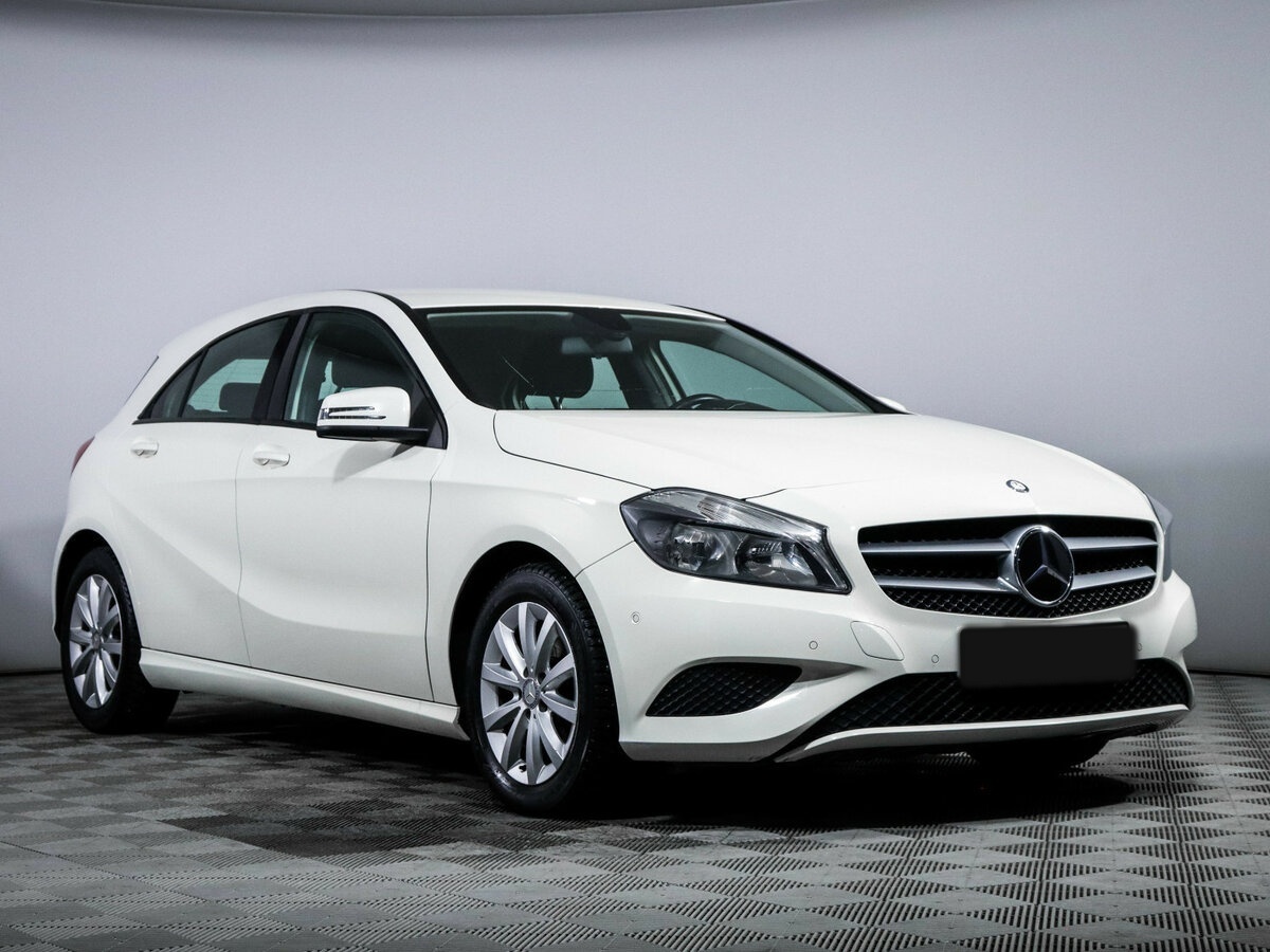 Mercedes-Benz A-Класс с пробегом — 2014 год. Фото: #2