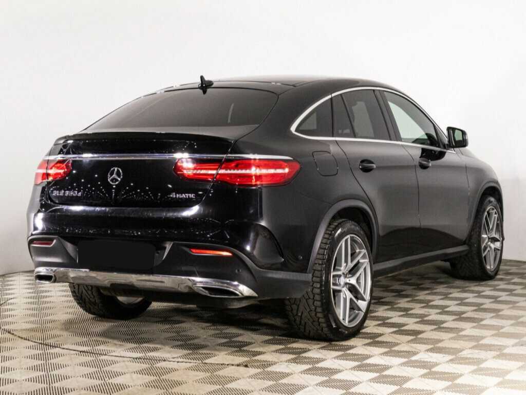 Mercedes-Benz GLE Coupe с пробегом — 2016 год. Фото: #4