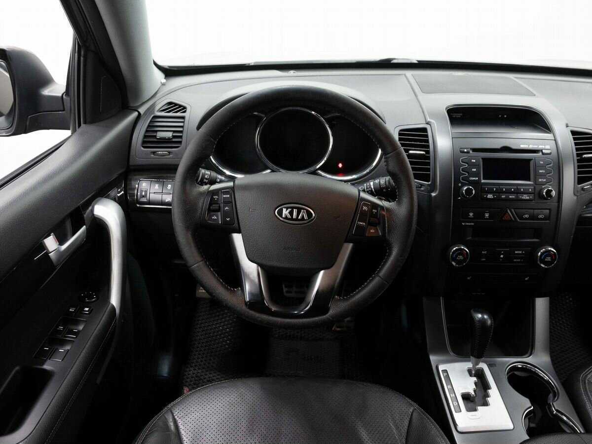 Kia Sorento с пробегом — 2010 год. Фото: #13