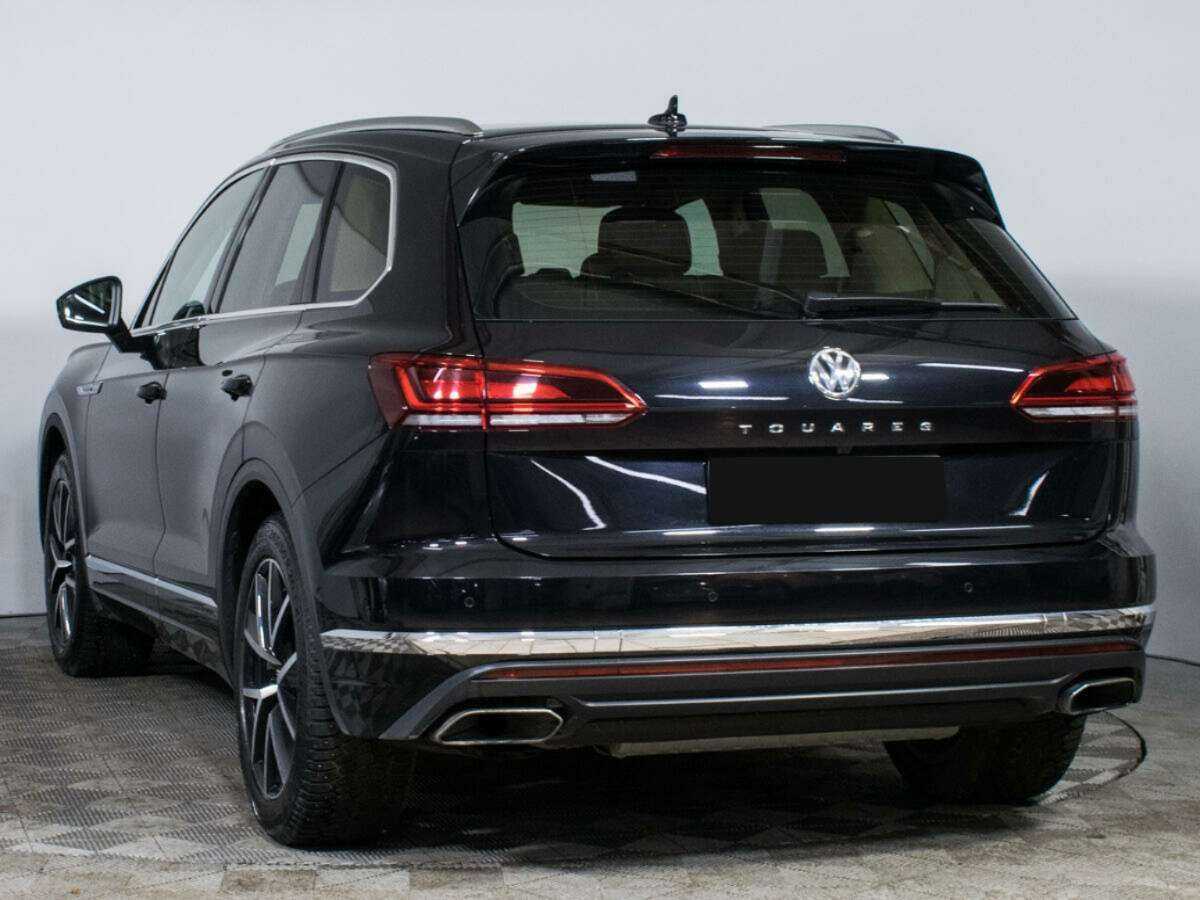 Volkswagen Touareg с пробегом — 2020 год. Фото: #6