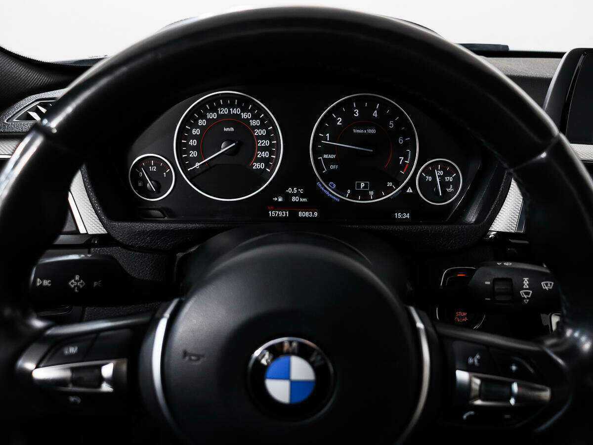 BMW 3 серии с пробегом — 2015 год. Фото: #14