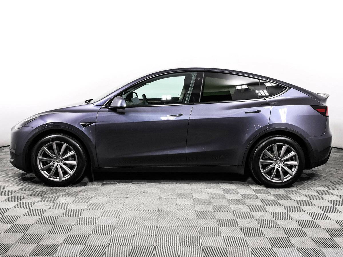 Tesla Model Y с пробегом — 2021 год. Фото: #7